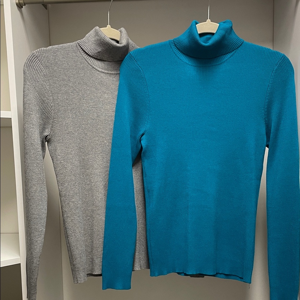 Chico's Gray and Teal Turtleneck Rib Knit Sweaters Size 1